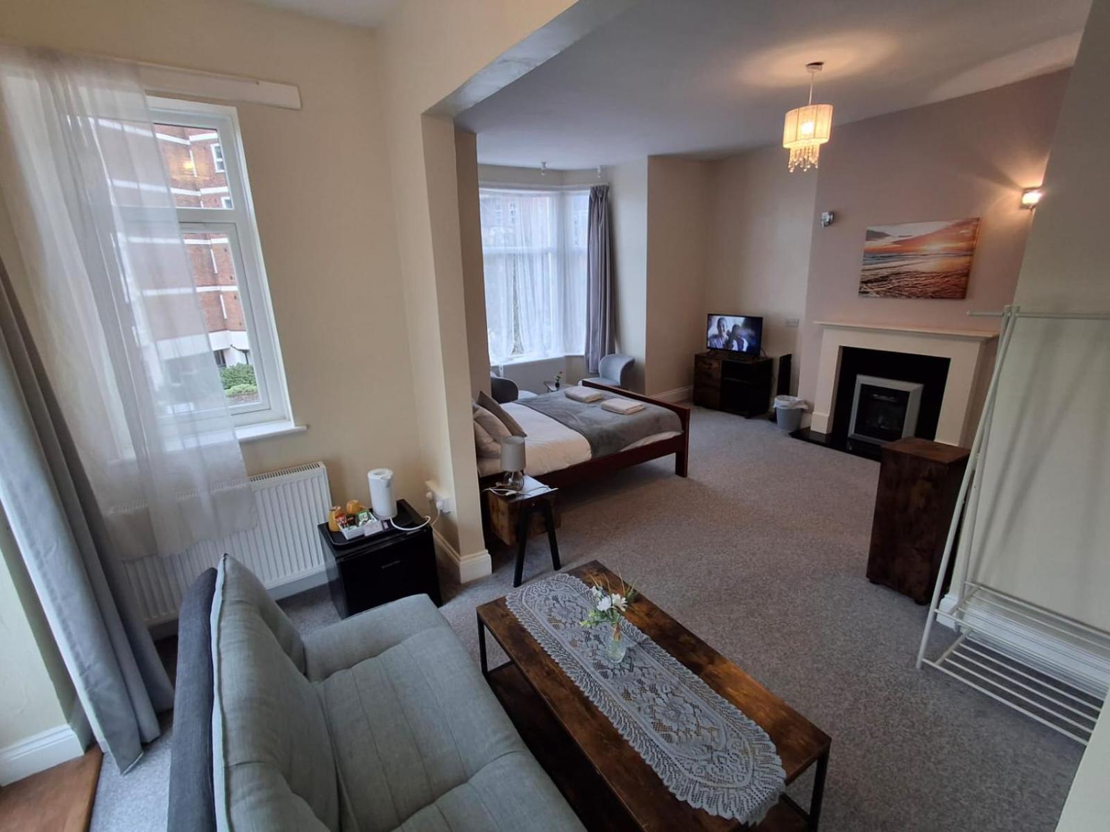 Inn By The Sea, Portsmouth - En Suite Rooms With Or Without Sea View, Onsite Ev 22Kw Πόρτσμουθ Εξωτερικό φωτογραφία