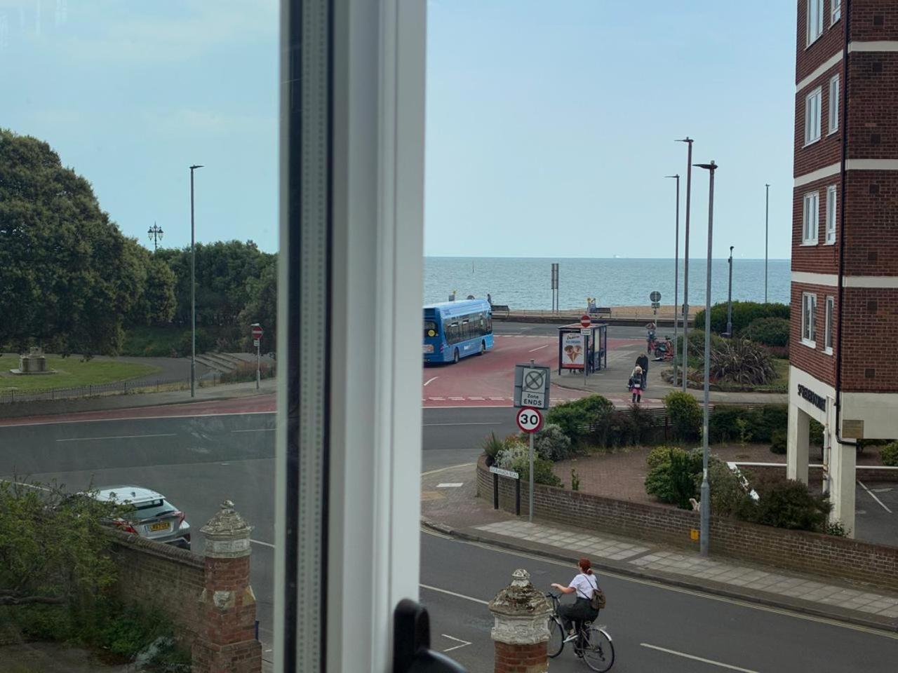 Inn By The Sea, Portsmouth - En Suite Rooms With Or Without Sea View, Onsite Ev 22Kw Πόρτσμουθ Εξωτερικό φωτογραφία